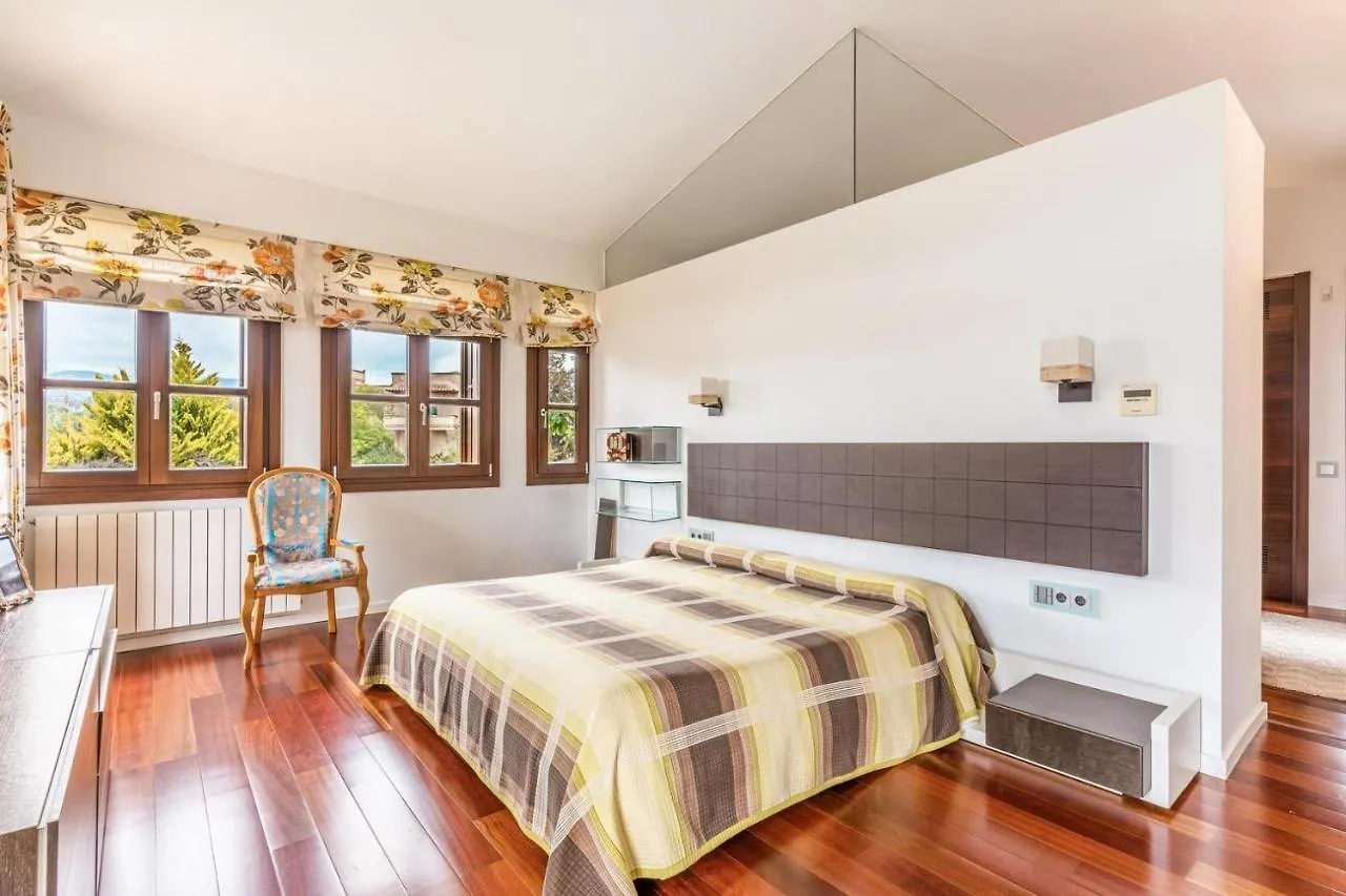 Villa De Lujo Con Piscina, Jacuzzi, Jardin Y Terraza Marratxi Spain